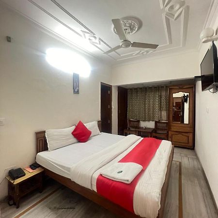 Hotel Majestic Chandīgarh Eksteriør bilde