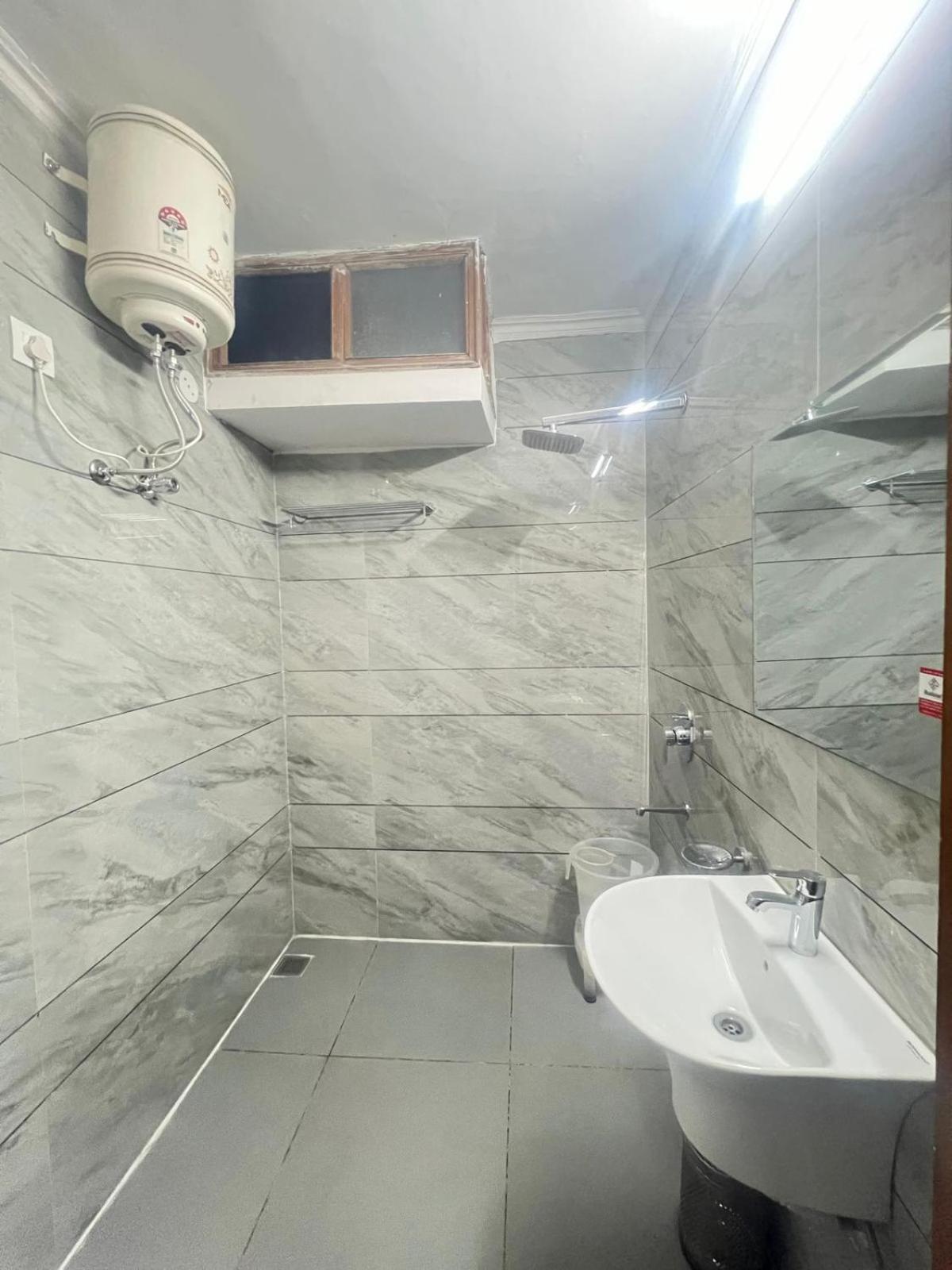 Hotel Majestic Chandīgarh Eksteriør bilde